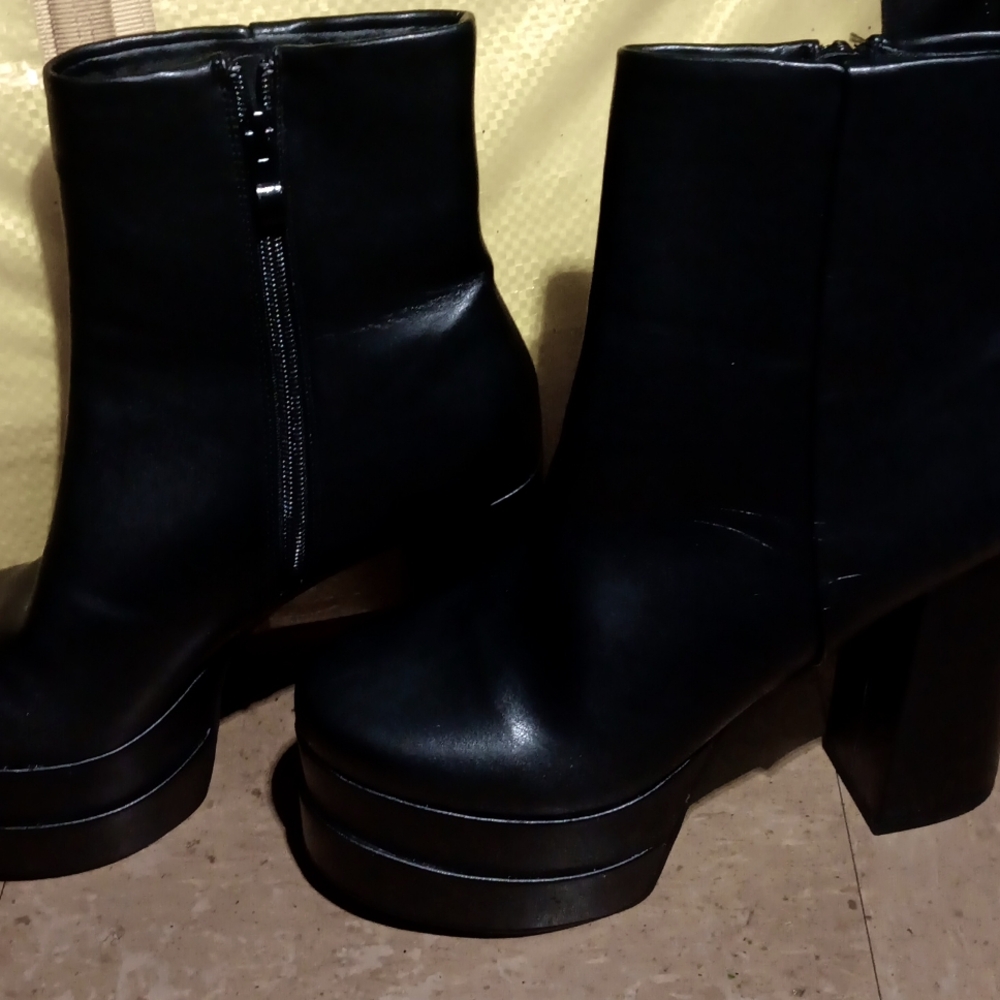 Double platform boots